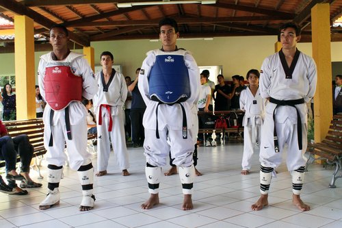 Atletas formados pelo Mestre Nilo fizeram uma demonstração de como funciona a prática do esporte - Foto: Mateus Rocha