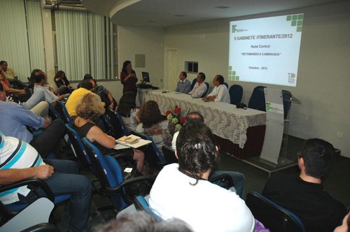 Gabinete Itinerante discutiu ações do CNAT com servidores e alunos. Foto: Arianne Maia