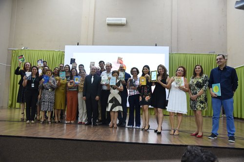 Autores tiveram a oportunidade de expor os seus livros. Foto: Thuan Duarte