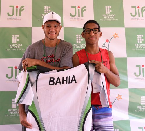 Pelo IFBA, Fernando e Renan estão nas disputas do Judô.