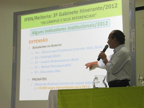 Reitor Belchior Rocha apresentou indicadores institucionais do Ano Letivo 2012