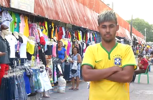 Jordan Lucas tem feito sucesso nas ruas de Natal como sósia do atacante Neymar