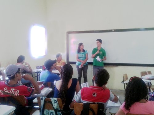 Momento de divulgação na Escola Municipal Dr. José Torquato de Figueiredo, localizada na comunicade rural "Perímetro Irrigado" de Pau dos Ferros.