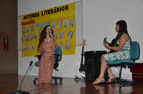 Poemas e músicas autorais também foram apresentadas no evento