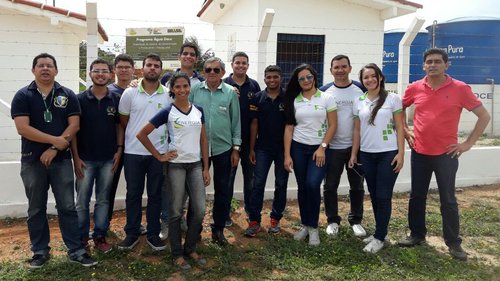 Alunos e professores do Campus João Câmara durante visita ao Assentamento Maria da Paz