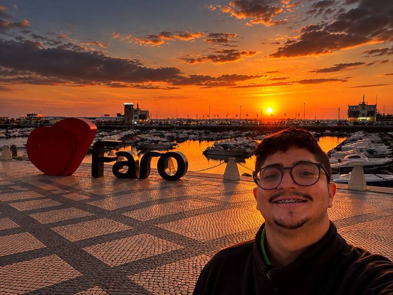 Estudante do Campus Natal-Zona Norte, Clayton dos Santos representa o IFRN em evento em Faro, Portugal