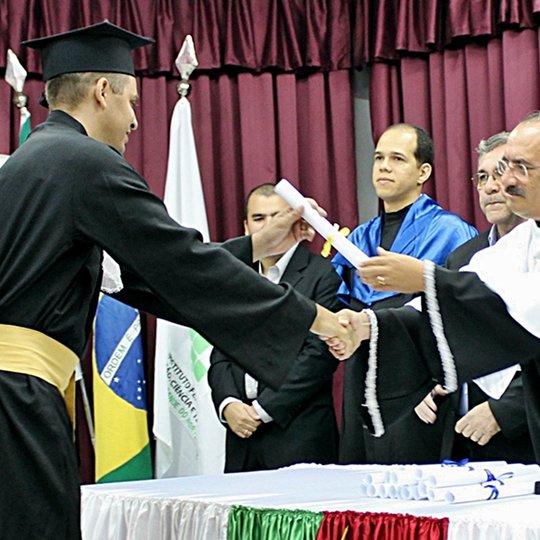 #10272 Formandos devem retirar Kit Formando até esta sexta (29)