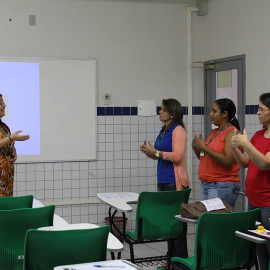 #10319 Educação Inclusiva: Capacitar para compreender/atender