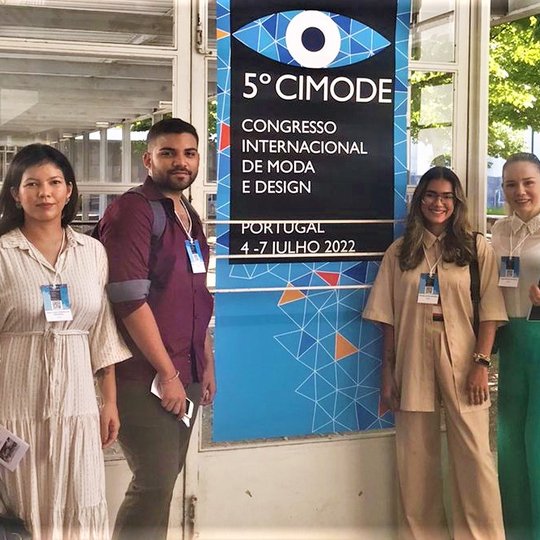 #10572 Alunos do curso de Moda apresentam artigos em Congresso Internacional em Guimarães/PT