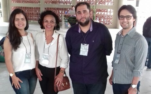 Aluna Larissa Barbosa com os professores Jozilene, Júlio César e Thiago