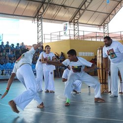 #11086 Intervalo Cultural traz apresentação de capoeira ao Campus