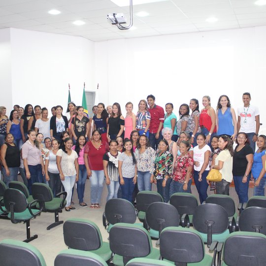 #11236 Mulheres Mil realiza aula inaugural do curso de vendedora