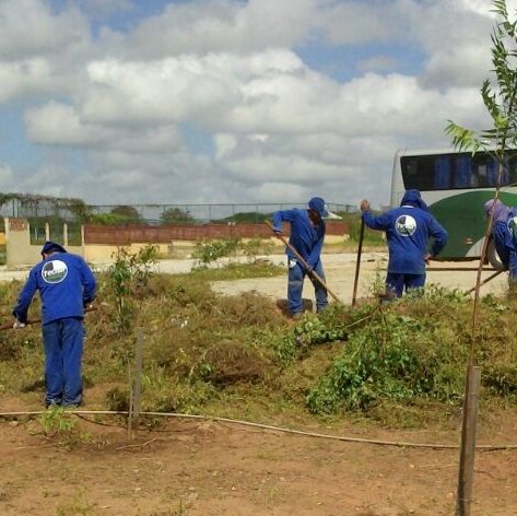#11285 IFRN-SGA fecha parceria com prefeitura para limpeza das áreas externas do Campus