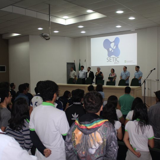 #11531 Primeiro dia de Setic movimenta Campus SGA
