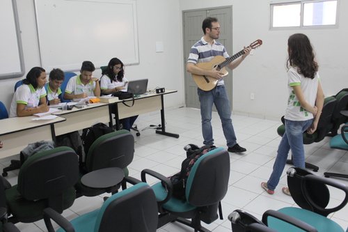 Candidatos foram avaliados pelo professor Leandro Cavalcante e por membros do Escola em Canto
