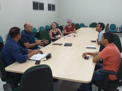 Gestores do Campus discutem parceria com Secretário de Desenvolvimento Econômico do município