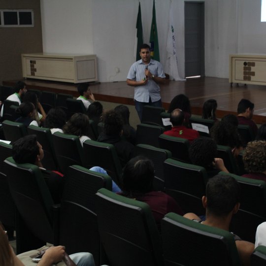 #11818 “As inovações Tecnológicas na Construção Civil: Light Steel Frame” por Elton Cortês