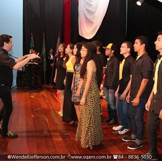#11897 Escola em Canto participa de homenagem ao Dia da Mulher