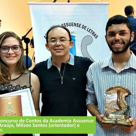 #12004 Alunos são premiados em concurso de contos
