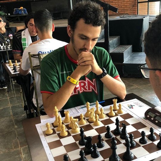#12042 Aluno do Campus São Gonçalo conquista Título de Mestre Nacional de Xadrez