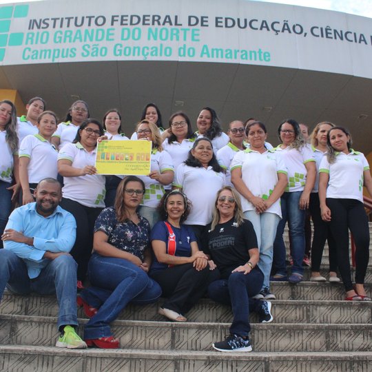 #12063 Programa Mulheres Mil fica em 2° lugar no VI Simpósio de Extensão do IFRN