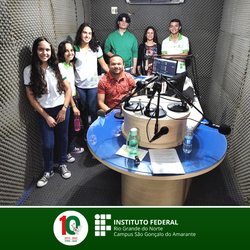 #12072 Alunos do Campus São Gonçalo visitam Rádio Comunitária