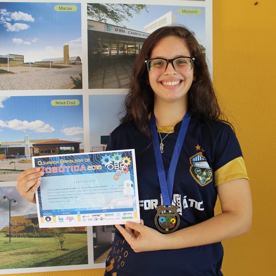 #12257 Aluna conquista bronze na Olimpíada Brasileira de Robótica
