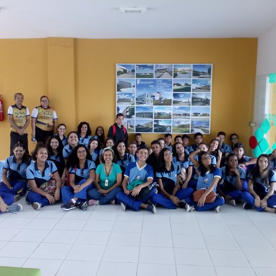 #12270 IFRNSGA recebe visita de estudantes do 9° ano