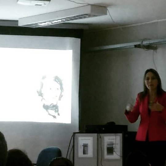 #12568 Parabéns à Profa. Dra. Rebeka Caroça pela defesa de sua tese