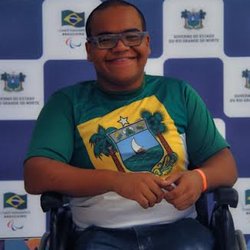 #12623 Aluno do campus IFRN/SGA conquista medalha de ouro nas Paralimpíadas Escolares 2015