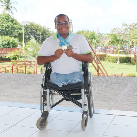 #12843 Aluno do Campus SGA conquista medalhas de ouro e  prata nos VII Jogos Aquáticos do Ceará