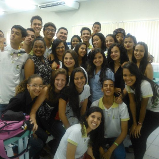 #12946 Trabalhos transformam crônicas em programas de rádio e tv