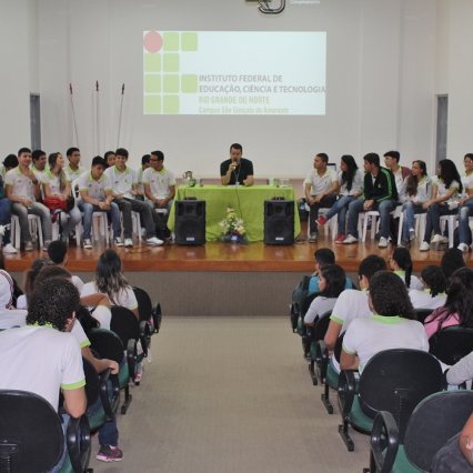 #13412 Debate marca último dia da campanha eleitoral para o grêmio
