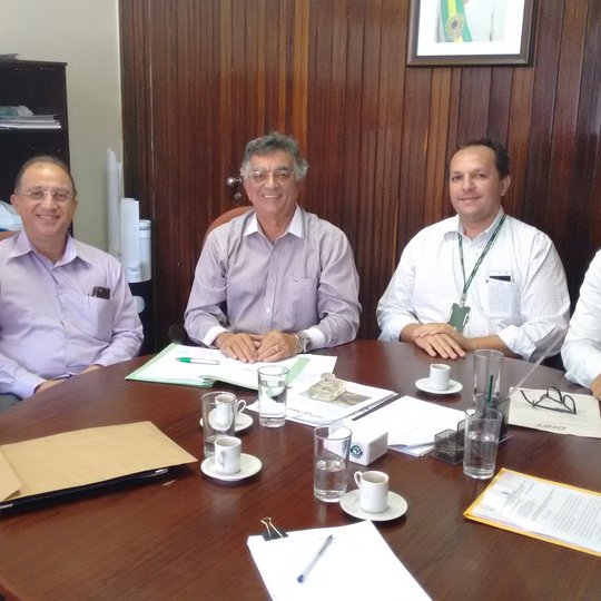 #13575 Reitor e diretores de campi do IFRN se reúnem com superintendente do DNIT