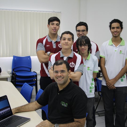 #13745 Alunos têm trabalho aprovado em evento nacional de jogos