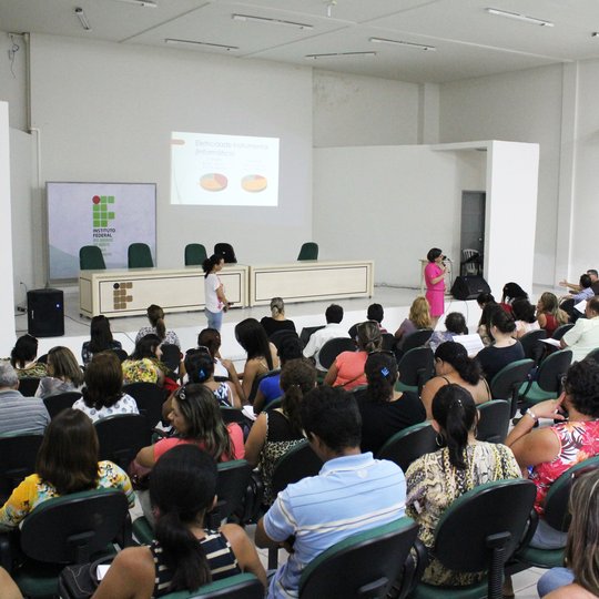 #13941 II Reunião de Pais e Mestres aconteceu hoje