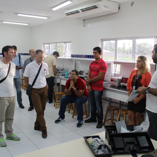 #14041 Professores de liceus franceses visitam o Campus