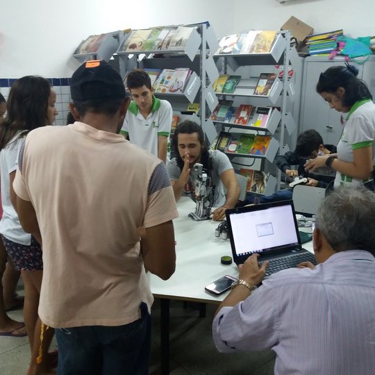 #14698 Projetos do Campus participam de evento em escola municipal