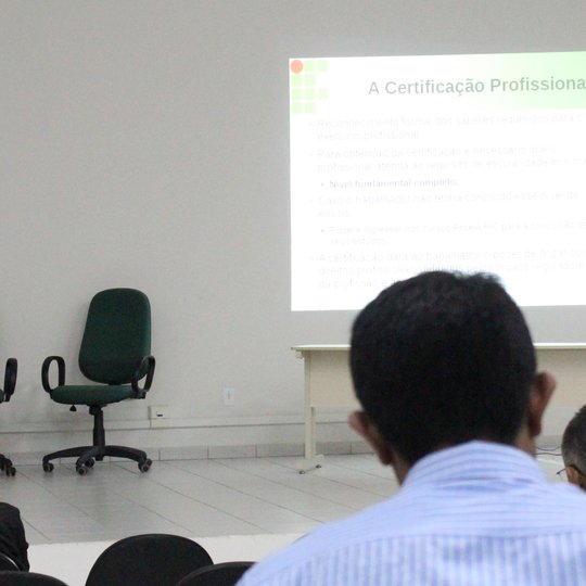 #14915 Câmpus Parnamirim realiza evento de orientação para inscritos no CERTIFIC