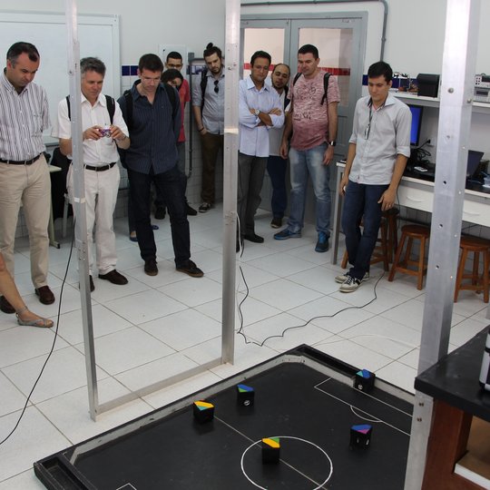 #14951 Campus recebe representantes de liceu frânces