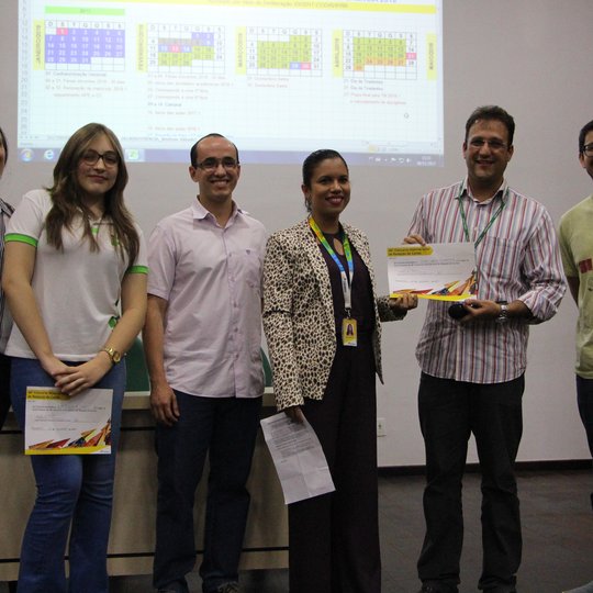 #15038 Campus recebe certificado de premiação do 46º Concurso Internacional de Redação de Cartas