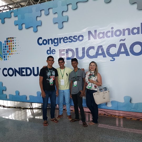 #15245 Alunos participam do IV Congresso Nacional de Educação