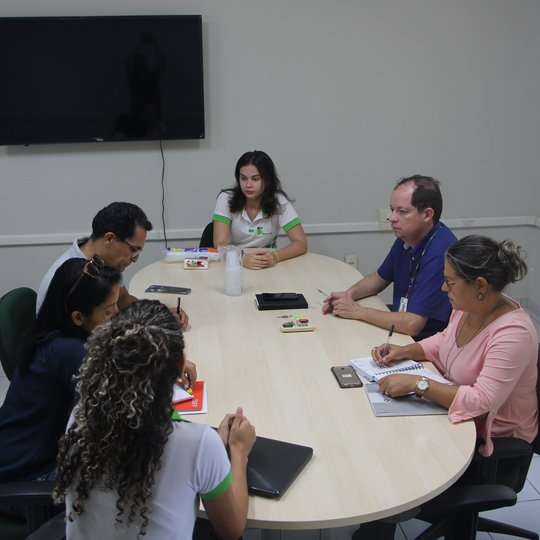 #15407 Projeto Robopub recebe representantes de escola