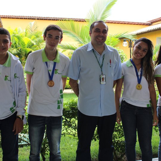 #15506 Alunos são premiados na OBF e OBFEP