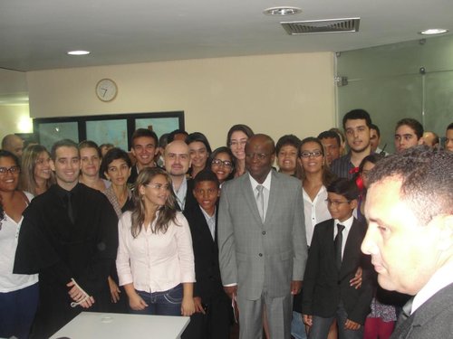Joaquim Barbosa, presidente do STF visitou o o júri simulado da Émilia. Foto: Cedida.
