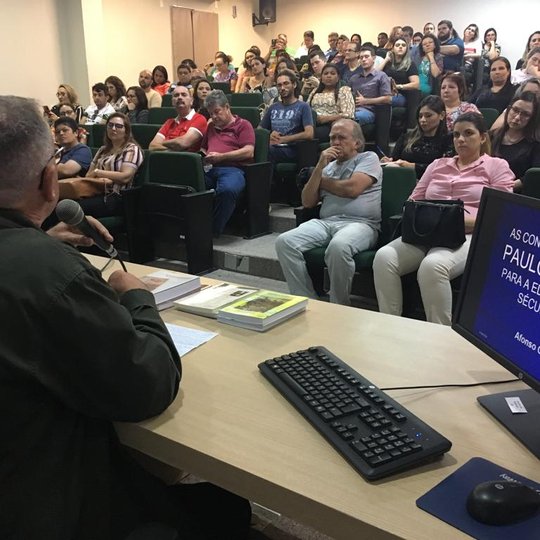 #16466 Palestra marca aula inaugural do PPGEP 