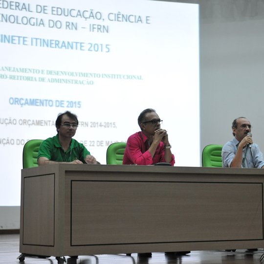 #16824 Orçamento do IFRN teve incremento de 17% em relação a 2014, mas foi contingenciado em 18%