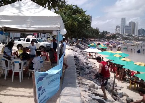 Tenda da campanha na praia de Ponta Negra. Foto cedida