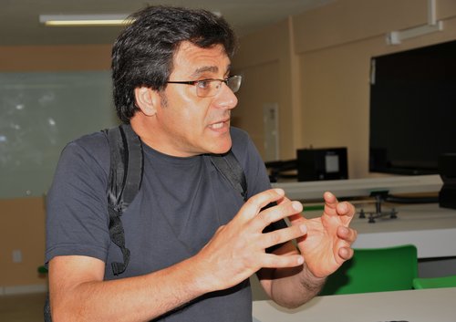 Professor Jorge Trindade. Foto: André Salustino