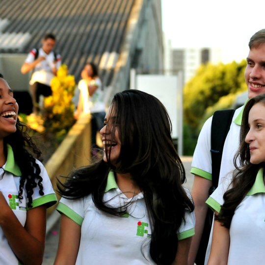 #18438 Brasil comemora nesta quinta-feira, 11,  o Dia do Estudante